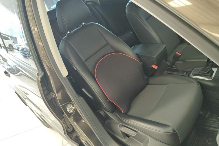 Used Volkswagen Tiguan 2016 300TSI Automatic Two-Wheel Drive Trend Edition Right Front Seat