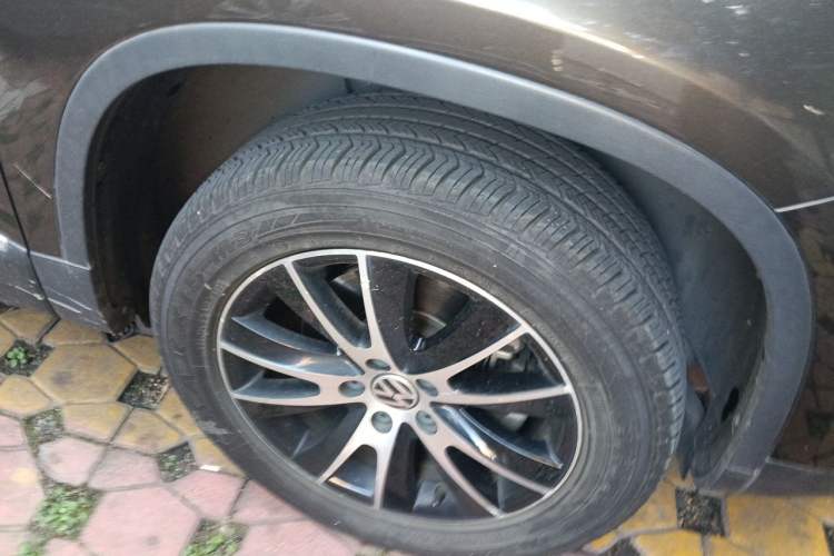 Used Volkswagen Tiguan 2016 300TSI Automatic Two-Wheel Drive Luxury Edition Right Front Wheel Hub