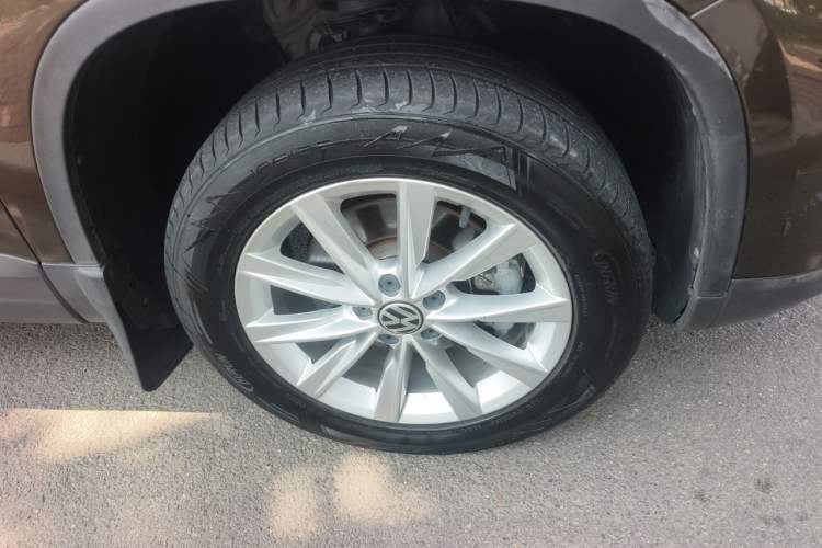 Used Volkswagen Tiguan 2016 300TSI Automatic Two-Wheel Drive Comfort Edition Right Front Wheel Hub