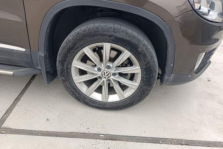 Used Volkswagen Tiguan 2016 300TSI Automatic Two-Wheel Drive Comfort Edition Right Front Wheel Hub