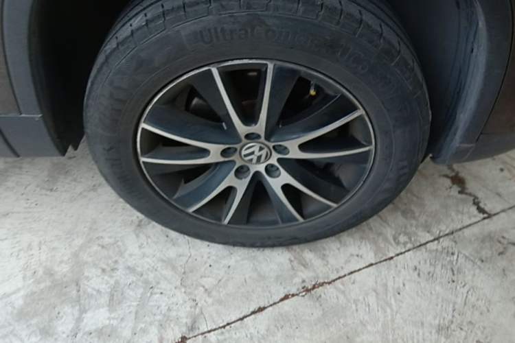 Used Volkswagen Tiguan 2016 300TSI Automatic Two-Wheel Drive Luxury Edition Right Front Wheel Hub