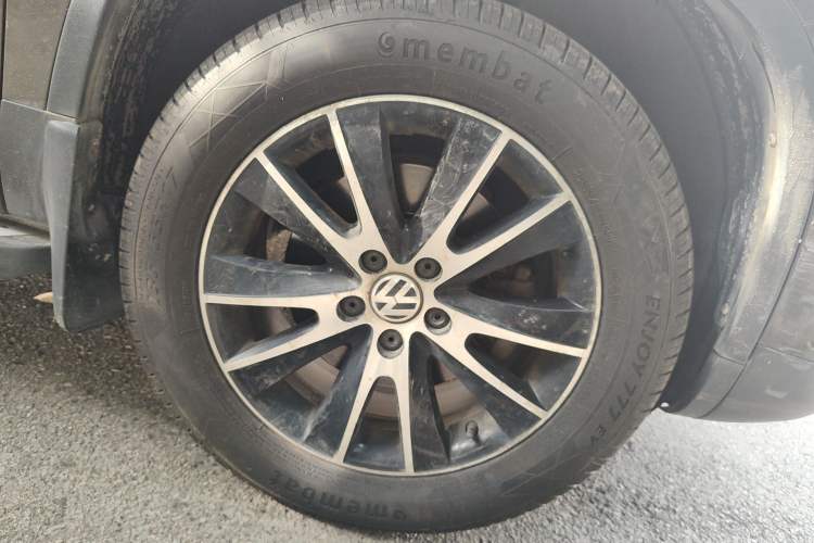 Used Volkswagen Tiguan 2016 300TSI Automatic Two-Wheel Drive Luxury Edition Right Front Wheel Hub
