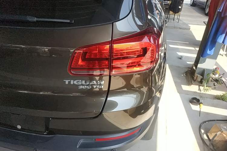 Used Volkswagen Tiguan 2016 300TSI Automatic Two-Wheel Drive Comfort Edition Right Rear Taillight