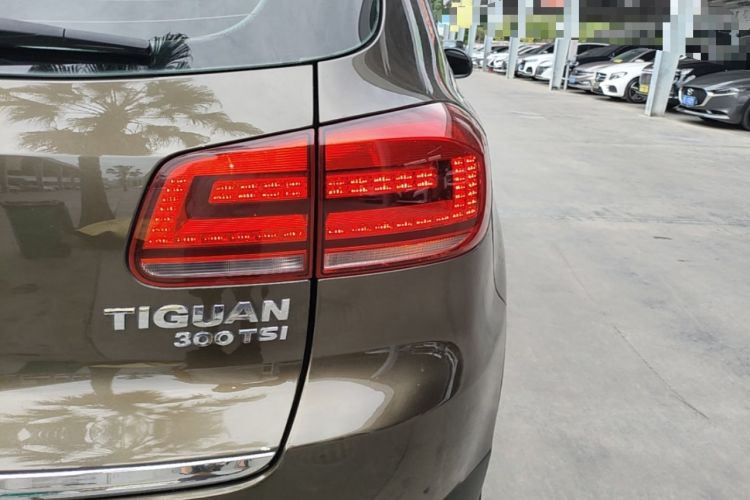 Used Volkswagen Tiguan 2016 300TSI Automatic All-Wheel Drive Luxury Edition Right Rear Taillight