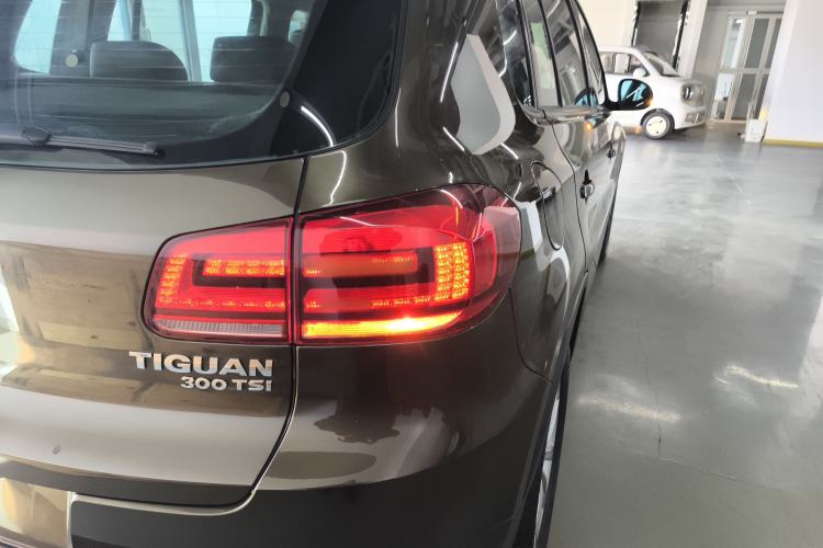 Used Volkswagen Tiguan 2016 300TSI Automatic Two-Wheel Drive Comfort Edition Right Rear Taillight