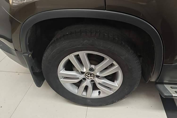 Used Volkswagen Tiguan 2016 300TSI Automatic Two-Wheel Drive Trend Edition Right Rear Wheel Hub