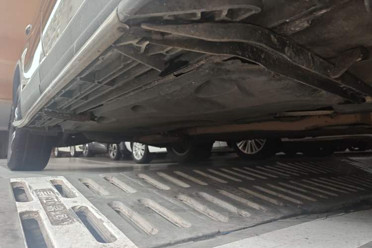 Used Volkswagen Tiguan 2016 300TSI Automatic Two-Wheel Drive Luxury Edition Right Side Sill