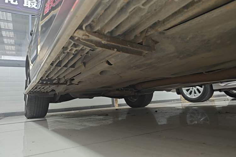 Used Volkswagen Tiguan 2016 300TSI Automatic Two-Wheel Drive Trend Edition Right Side Sill