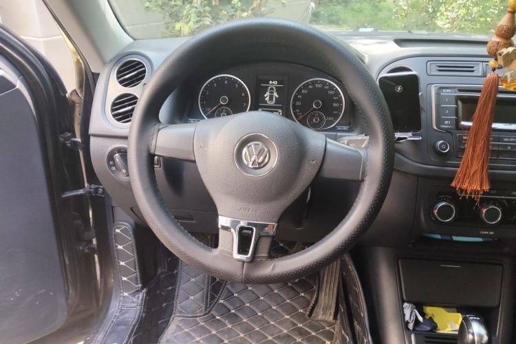 Used Volkswagen Tiguan 2016 280TSI Automatic Two-Wheel-Drive Silk Road Style Edition Steering Wheel