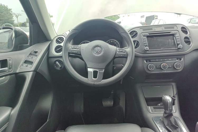 Used Volkswagen Tiguan 2016 300TSI Automatic Two-Wheel Drive Comfort Edition Steering Wheel