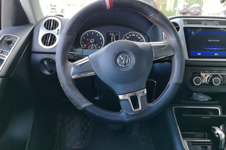 Used Volkswagen Tiguan 2016 300TSI Automatic Two-Wheel Drive Trend Edition Steering Wheel