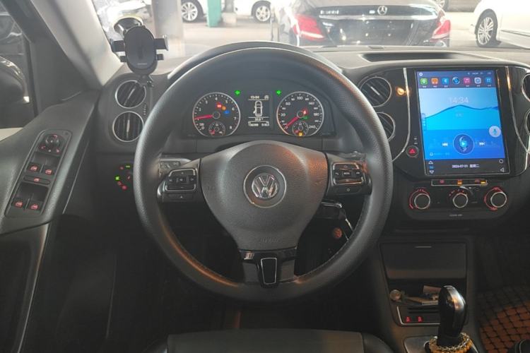 Used Volkswagen Tiguan 2016 280TSI Automatic Two-Wheel-Drive Silk Road Style Edition Steering Wheel
