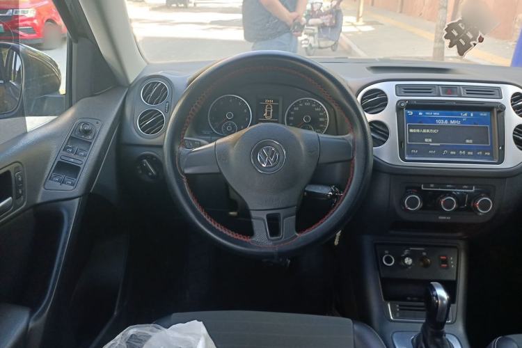 Used Volkswagen Tiguan 2016 300TSI Automatic Two-Wheel Drive Trend Edition Steering Wheel