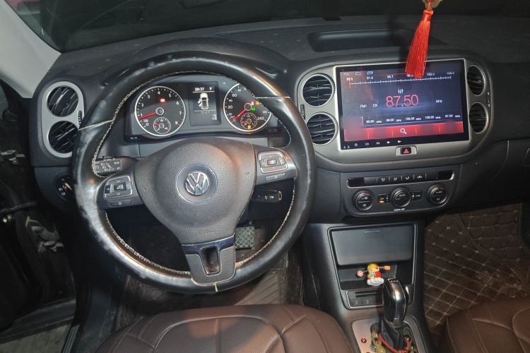 Used Volkswagen Tiguan 2016 280TSI Automatic Two-Wheel Drive Silk Road Comfort Edition Steering Wheel