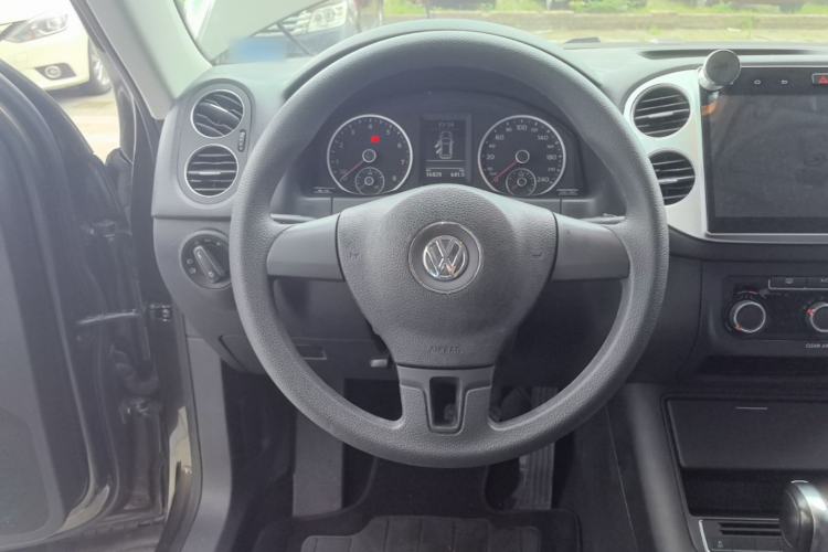 Used Volkswagen Tiguan 2016 300TSI Automatic Two-Wheel Drive Trend Edition Steering Wheel