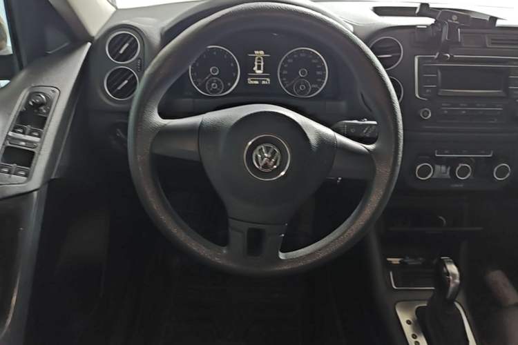 Used Volkswagen Tiguan 2016 280TSI Automatic Two-Wheel-Drive Silk Road Style Edition Steering Wheel