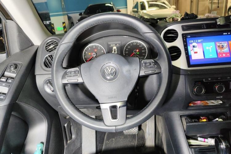 Used Volkswagen Tiguan 2016 280TSI Automatic Two-Wheel-Drive Silk Road Style Edition Steering Wheel