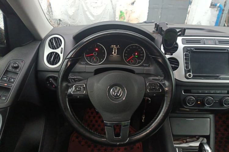 Used Volkswagen Tiguan 2016 300TSI Automatic All-Wheel Drive Fashion Vision Edition Steering Wheel