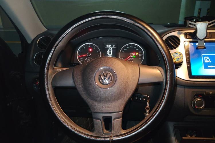 Used Volkswagen Tiguan 2016 300TSI Automatic Two-Wheel Drive Trend Edition Steering Wheel