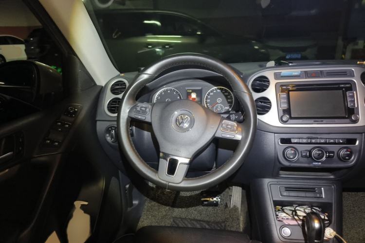 Used Volkswagen Tiguan 2016 300TSI Automatic Two-Wheel Drive Luxury Edition Steering Wheel