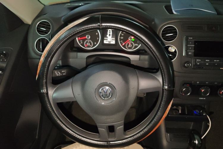 Used Volkswagen Tiguan 2016 300TSI Automatic Two-Wheel Drive Trend Edition Steering Wheel