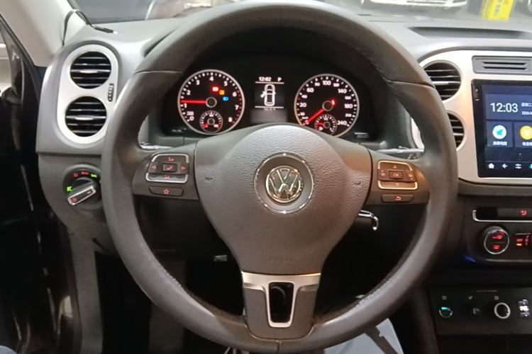 Used Volkswagen Tiguan 2016 280TSI Automatic Two-Wheel Drive Silk Road Comfort Edition Steering Wheel