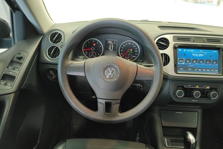 Used Volkswagen Tiguan 2016 300TSI Automatic Two-Wheel Drive Trend Edition Steering Wheel