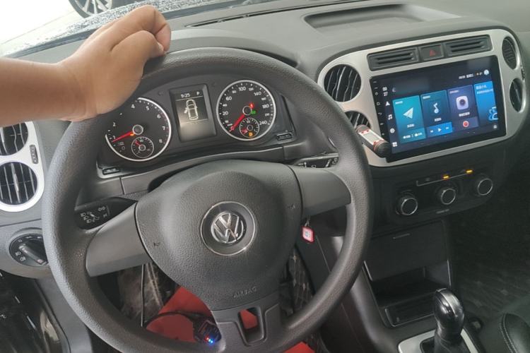 Used Volkswagen Tiguan 2016 300TSI Automatic Two-Wheel Drive Trend Edition Steering Wheel