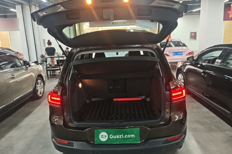 Used Volkswagen Tiguan 2016 280TSI Automatic Two-Wheel-Drive Silk Road Style Edition Trunk