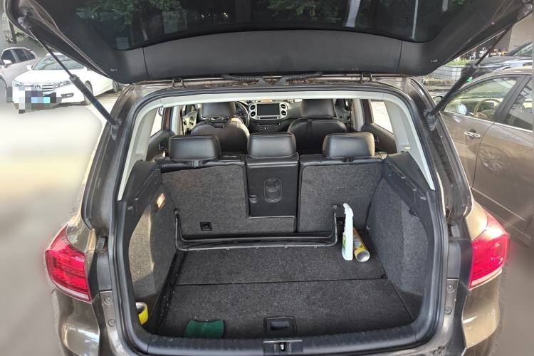 Used Volkswagen Tiguan 2016 300TSI Automatic All-Wheel Drive Fashion Vision Edition Trunk