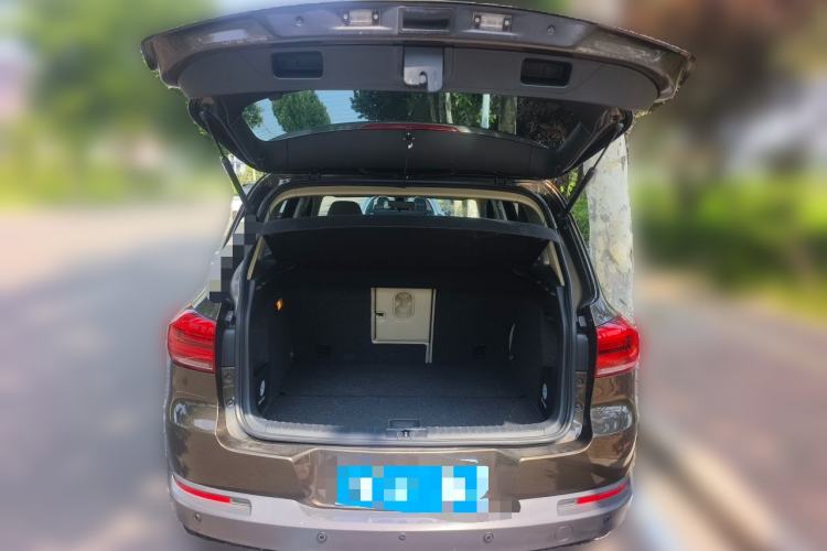 Used Volkswagen Tiguan 2016 300TSI Automatic Two-Wheel Drive Comfort Edition Trunk