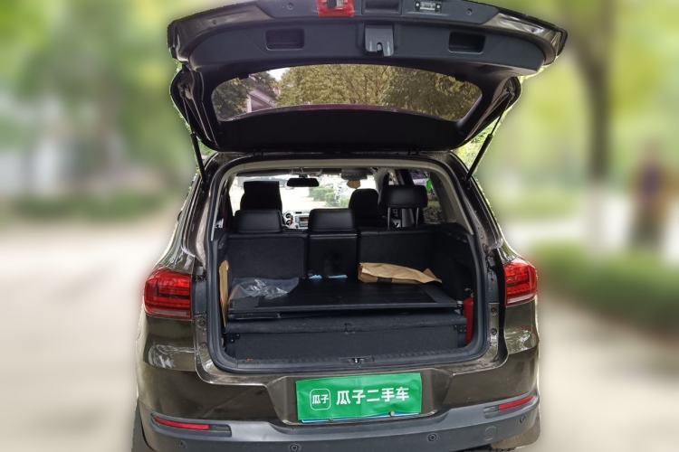Used Volkswagen Tiguan 2016 280TSI Automatic Two-Wheel Drive Silk Road Comfort Edition Trunk
