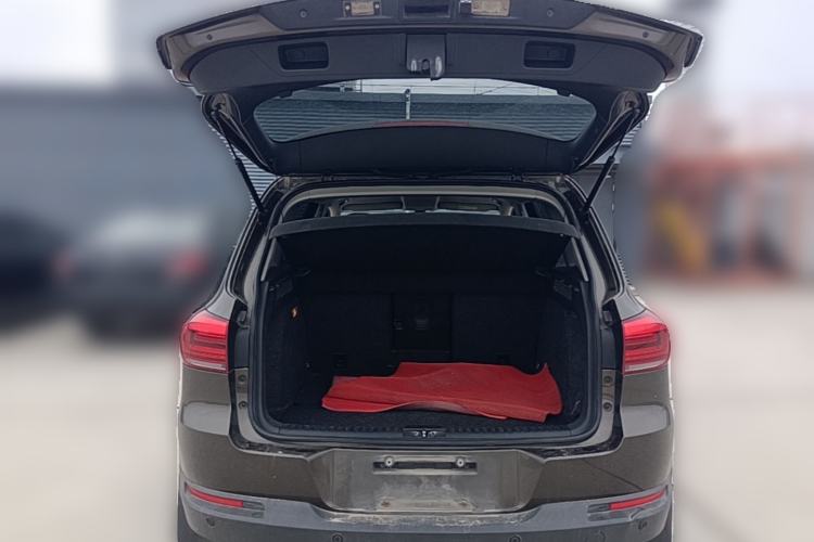 Used Volkswagen Tiguan 2016 300TSI Automatic Two-Wheel Drive Comfort Edition Trunk