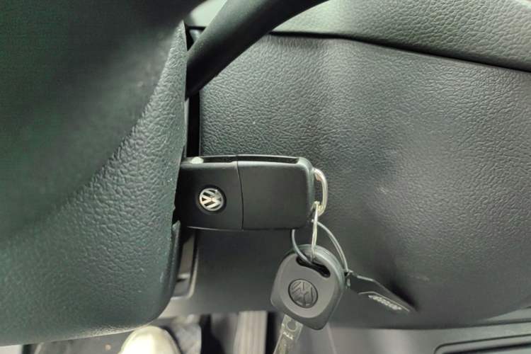 Used Volkswagen Tiguan 2016 300TSI Automatic Two-Wheel Drive Comfort Edition Vehicle Key