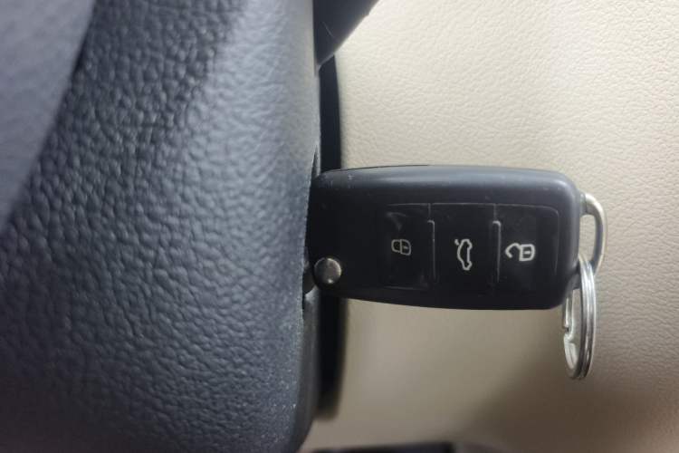 Used Volkswagen Tiguan 2016 300TSI Automatic Two-Wheel Drive Comfort Edition Vehicle Key