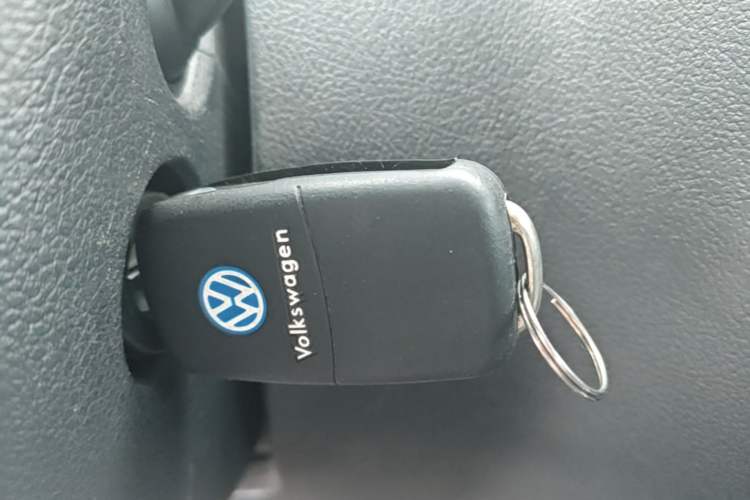 Used Volkswagen Tiguan 2016 280TSI Automatic Two-Wheel-Drive Silk Road Style Edition Vehicle Key