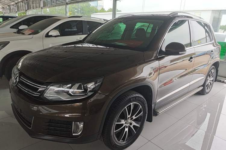 Used Volkswagen Tiguan 2016 300TSI Automatic Two-Wheel Drive Luxury Edition Guazi used car, China used car export, Used car for sale, Used cars, Cheapest cars for sale