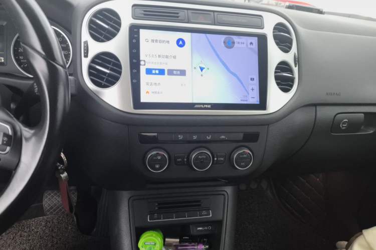 Used Volkswagen Tiguan 2016 2.0 TSI Four-Wheel Drive Standard Version Audio And AC Panel