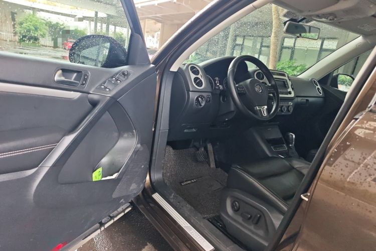 Used Volkswagen Tiguan 2016 280TSI Automatic Two-Wheel Drive Silk Road Comfort Edition Driver Seat