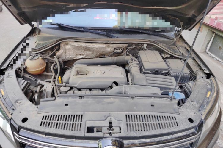 Used Volkswagen Tiguan 2016 300TSI Automatic Two-Wheel Drive Trend Edition Engine Bay