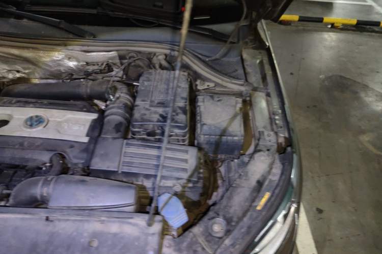 Used Volkswagen Tiguan 2016 300TSI Automatic Two-Wheel Drive Comfort Edition Engine Bay Left