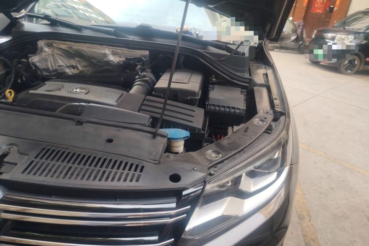 Used Volkswagen Tiguan 2016 300TSI Automatic Two-Wheel Drive Comfort Edition Engine Bay Left