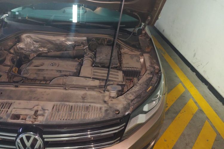 Used Volkswagen Tiguan 2016 300TSI Automatic All-Wheel Drive Fashion Vision Edition Engine Bay Left