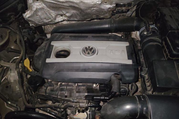 Used Volkswagen Tiguan 2016 300TSI Automatic Two-Wheel Drive Trend Edition Engine Bay