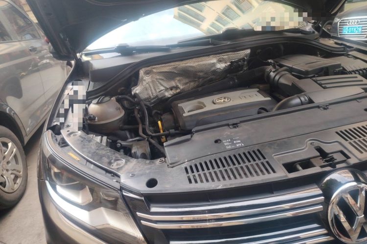 Used Volkswagen Tiguan 2016 300TSI Automatic Two-Wheel Drive Comfort Edition Engine Bay Right