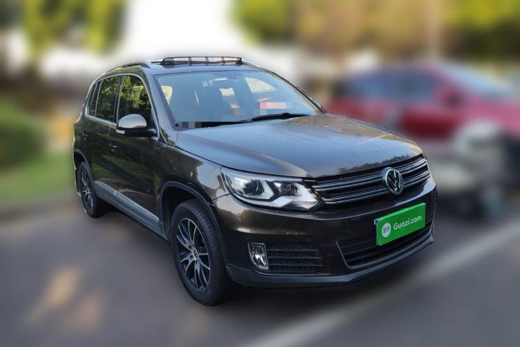 Used Volkswagen Tiguan 2016 300TSI Automatic Two-Wheel Drive Luxury Edition Front Right 45 Deg