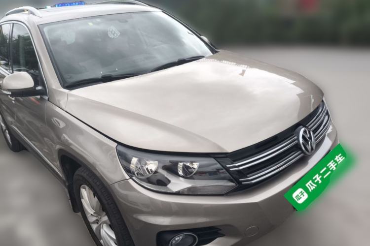 Used Volkswagen Tiguan 2016 2.0 TSI Four-Wheel Drive Standard Version Front Right 45 Deg