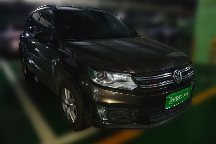 Used Volkswagen Tiguan 2016 300TSI Automatic Two-Wheel Drive Trend Edition Front Right 45 Deg