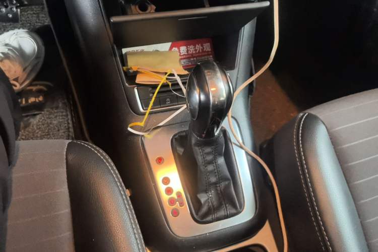 Used Volkswagen Tiguan 2016 280TSI Automatic Two-Wheel-Drive Silk Road Style Edition Gear Lever