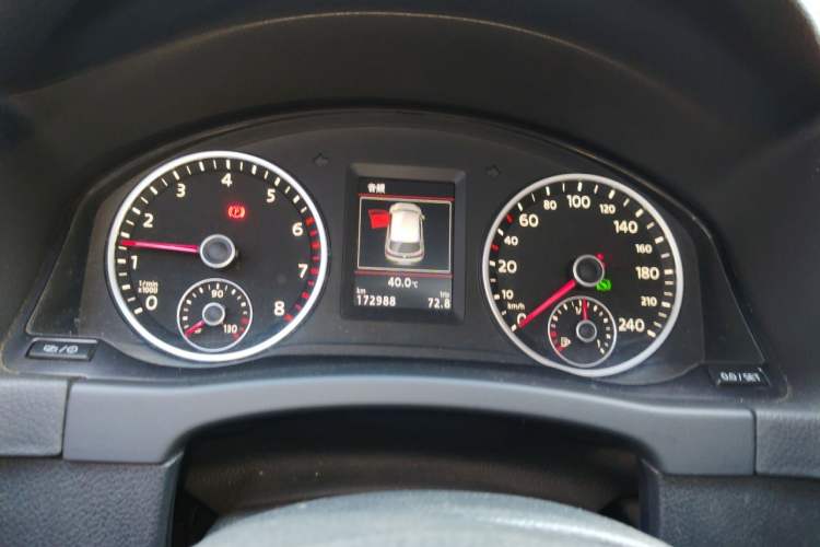 Used Volkswagen Tiguan 2016 300TSI Automatic Two-Wheel Drive Luxury Edition Instrument Cluster
